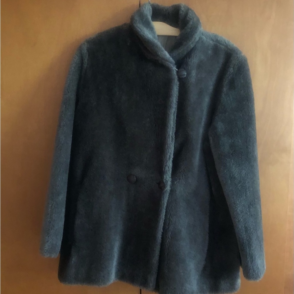 Faux fur vintage coat. Warm and fuzzy